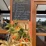 Hotel Formanka & Camp 3*