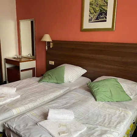 Formanka Hotel&camp 3*