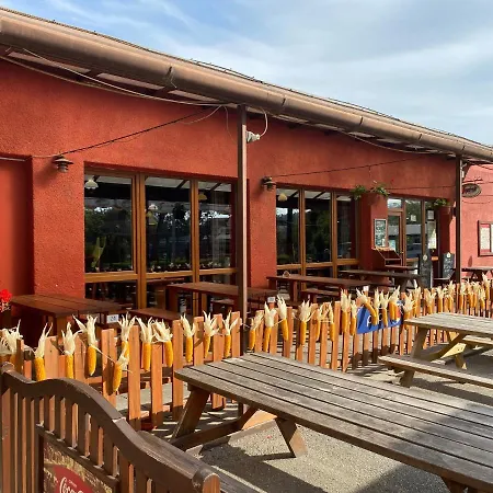 Formanka & Camp Hotel Hustopeče