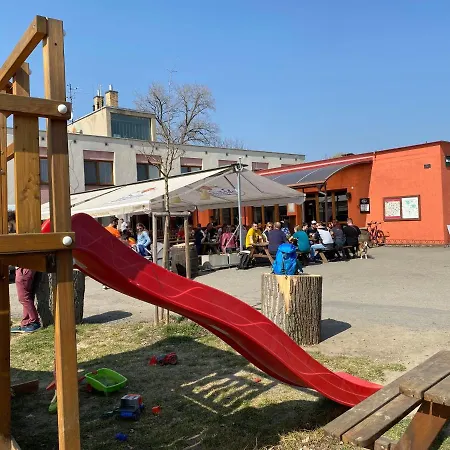 Hotell Formanka & Camp Hustopeče