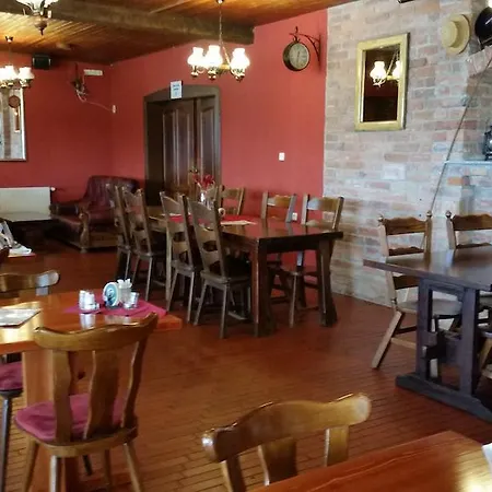 Hotell Formanka & Camp Hustopeče