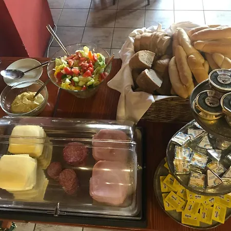 Hotell Formanka & Camp 3*